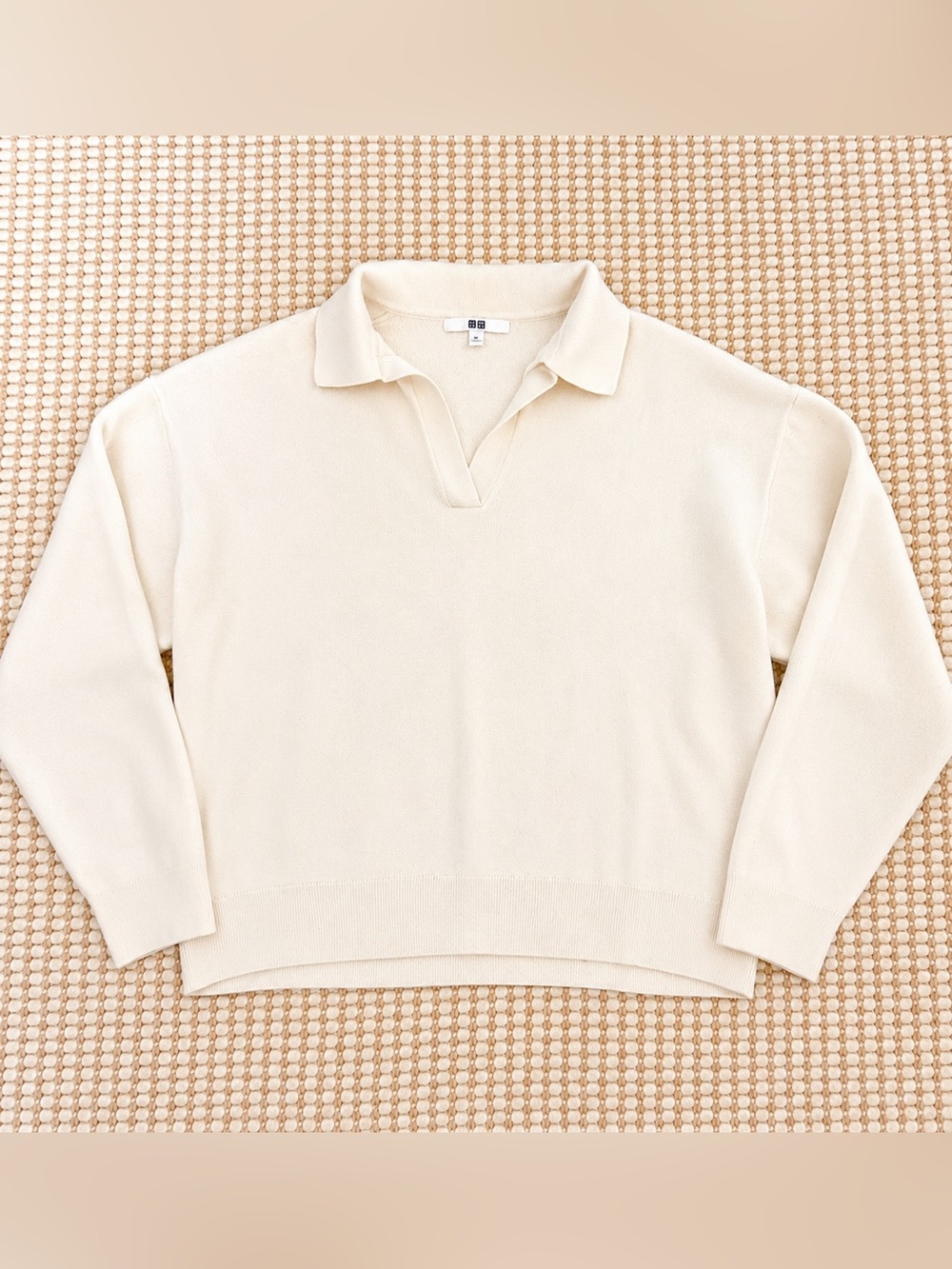 Uniqlo Cream Polo Collar Sweatshirt Women’s Size M Cotton Pullover Minimalist